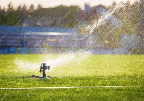 How to Choose the Right Automatic Sprinkler System for Your Lawn